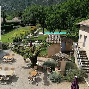 Hotel La Bastide Du Bois Breant, Maubec (Vaucluse)