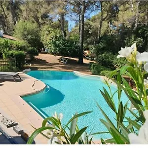 Un Oasis En Provence Villa