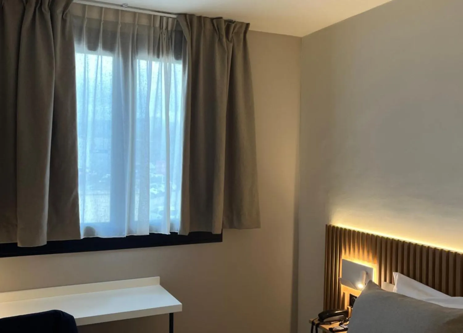 Hotel Le Relais Des Brasseurs - Aubagne Francja