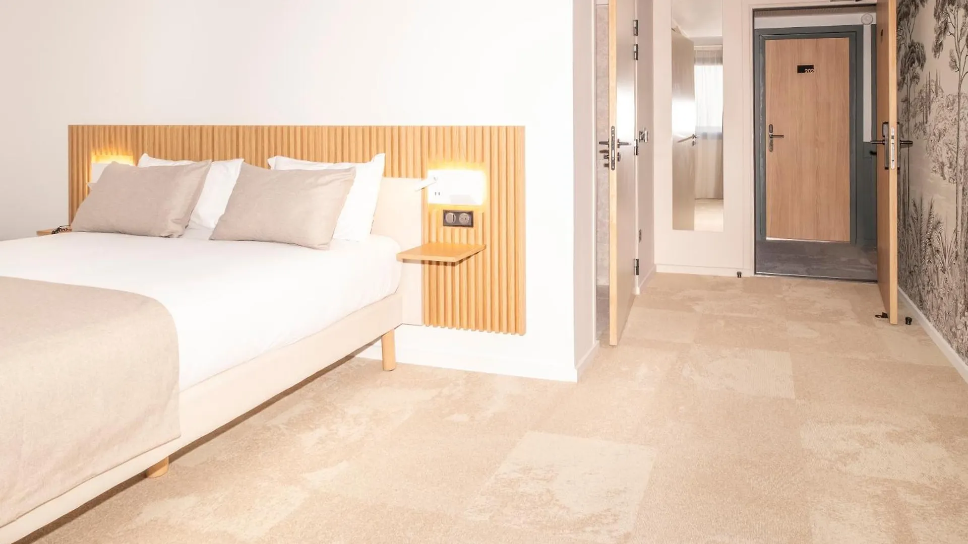 Hotel Le Relais Des Brasseurs - Aubagne
