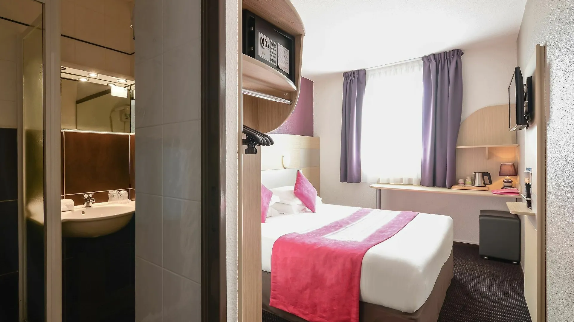 Hotel Le Relais Des Brasseurs - Aubagne